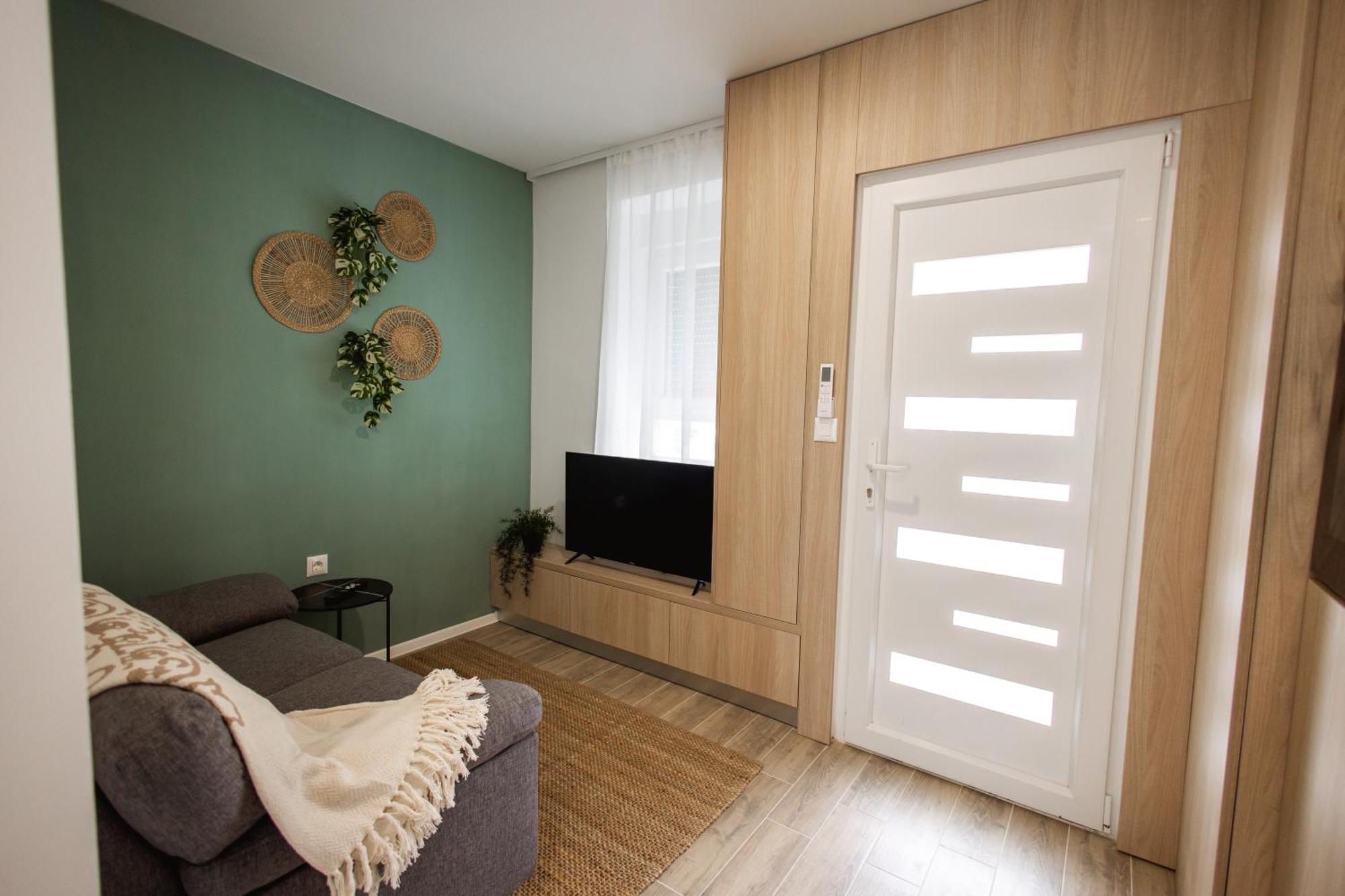Cozy Studio Apartment In Osijek - Self Check In المظهر الخارجي الصورة
