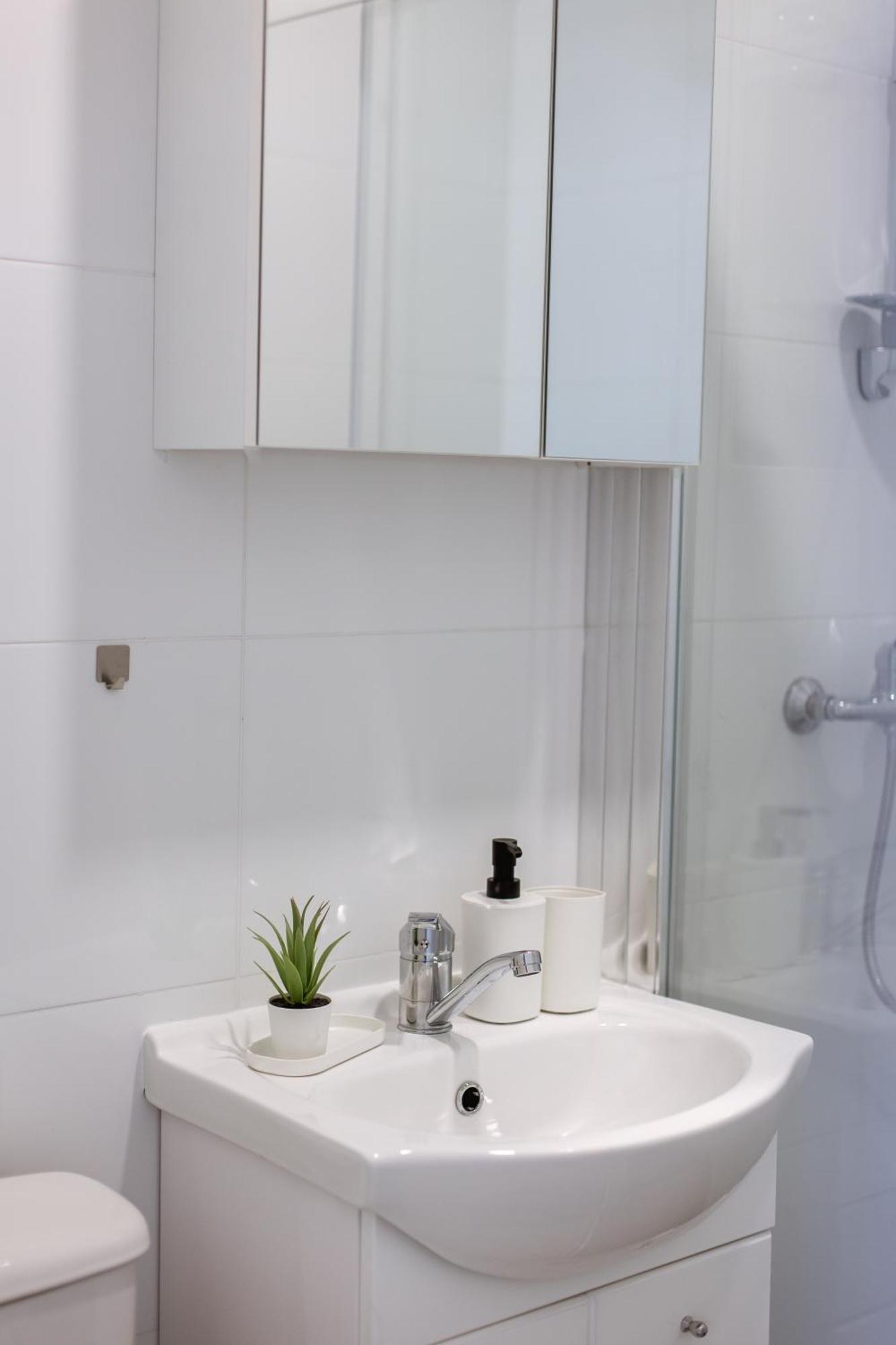 Cozy Studio Apartment In Osijek - Self Check In المظهر الخارجي الصورة