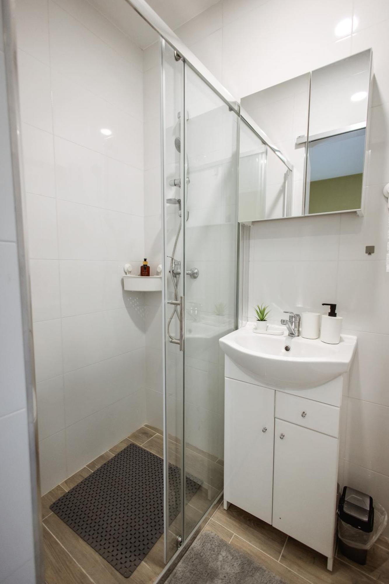 Cozy Studio Apartment In Osijek - Self Check In المظهر الخارجي الصورة